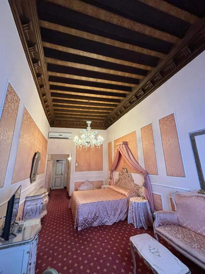 Hotel Rialto Venice