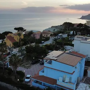 villa-azzurra.sicilyhotelsitaly.net/