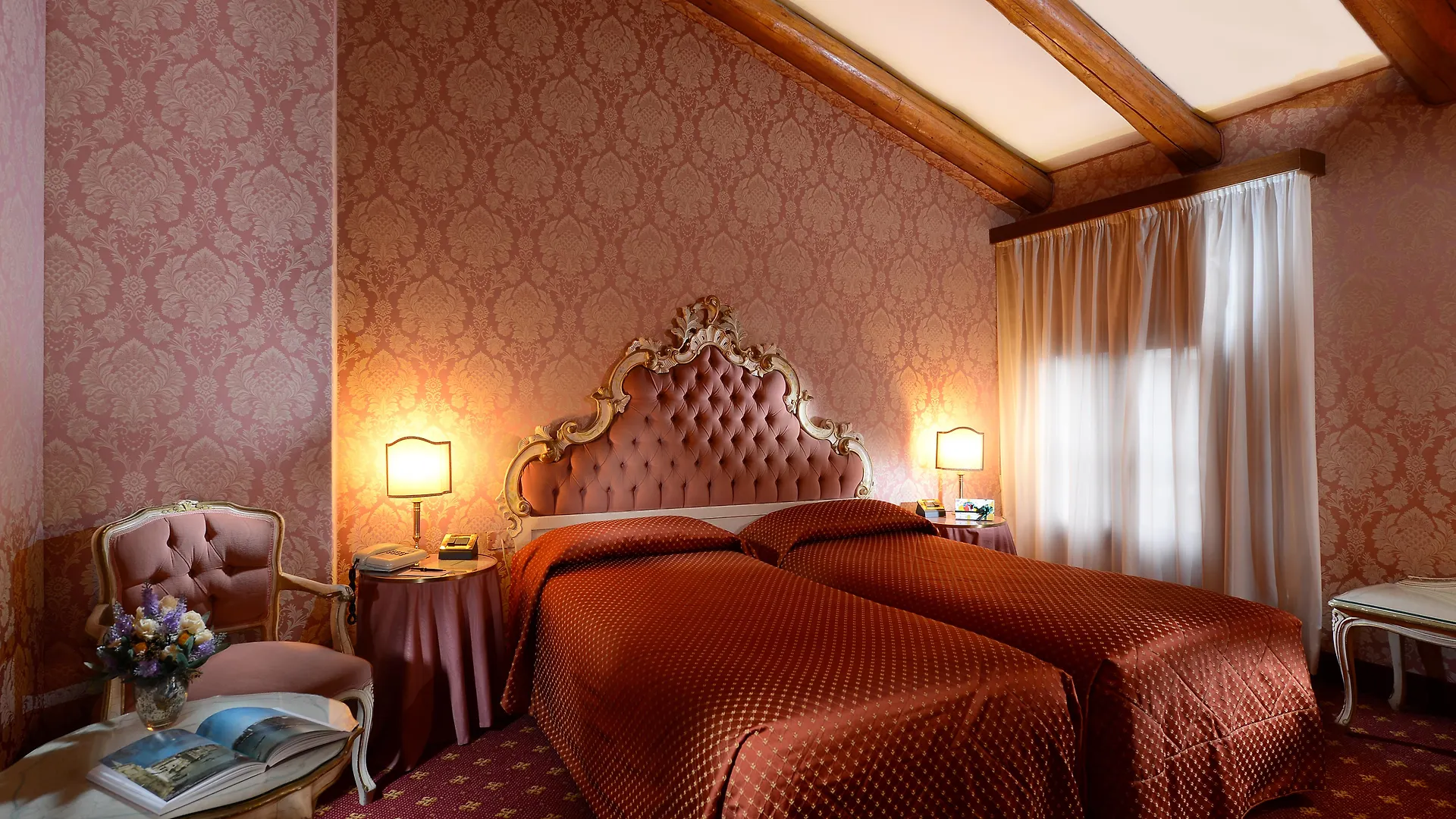Hotel Rialto Venetië 4*,  Italië