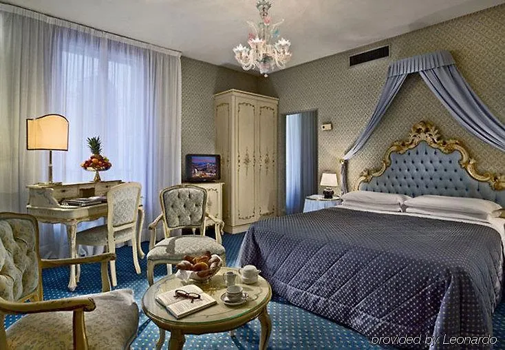 Hotel Rialto Венеция