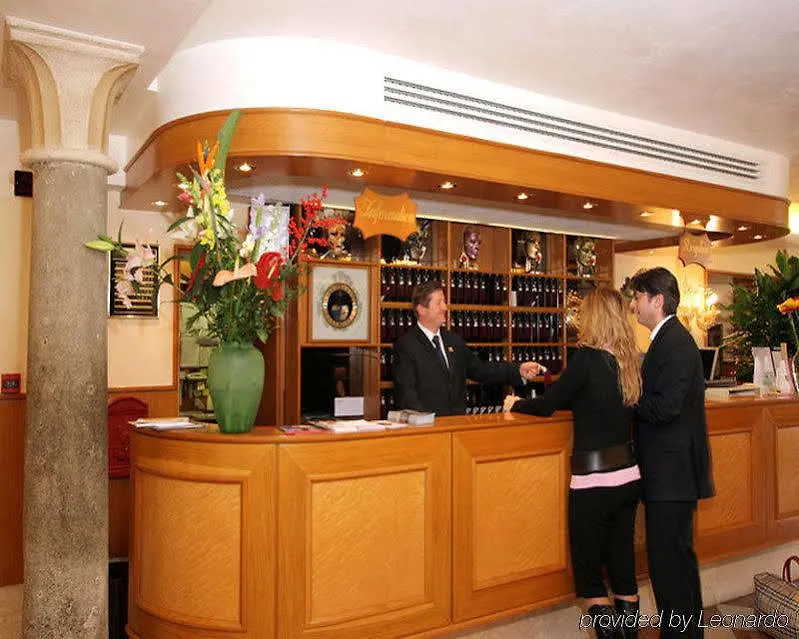 Hotel Rialto Венеция 4*,  Италия