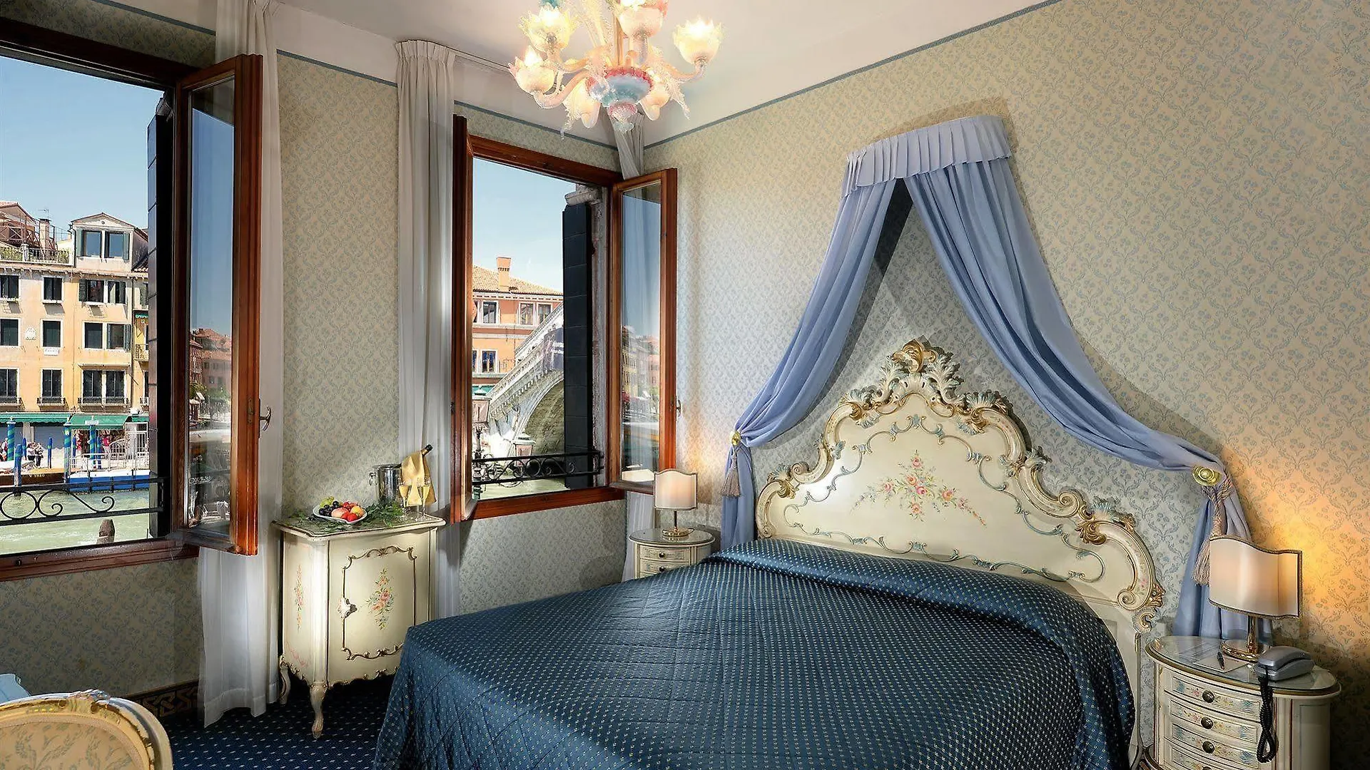 Hotel Rialto Венеция 4*,  Италия