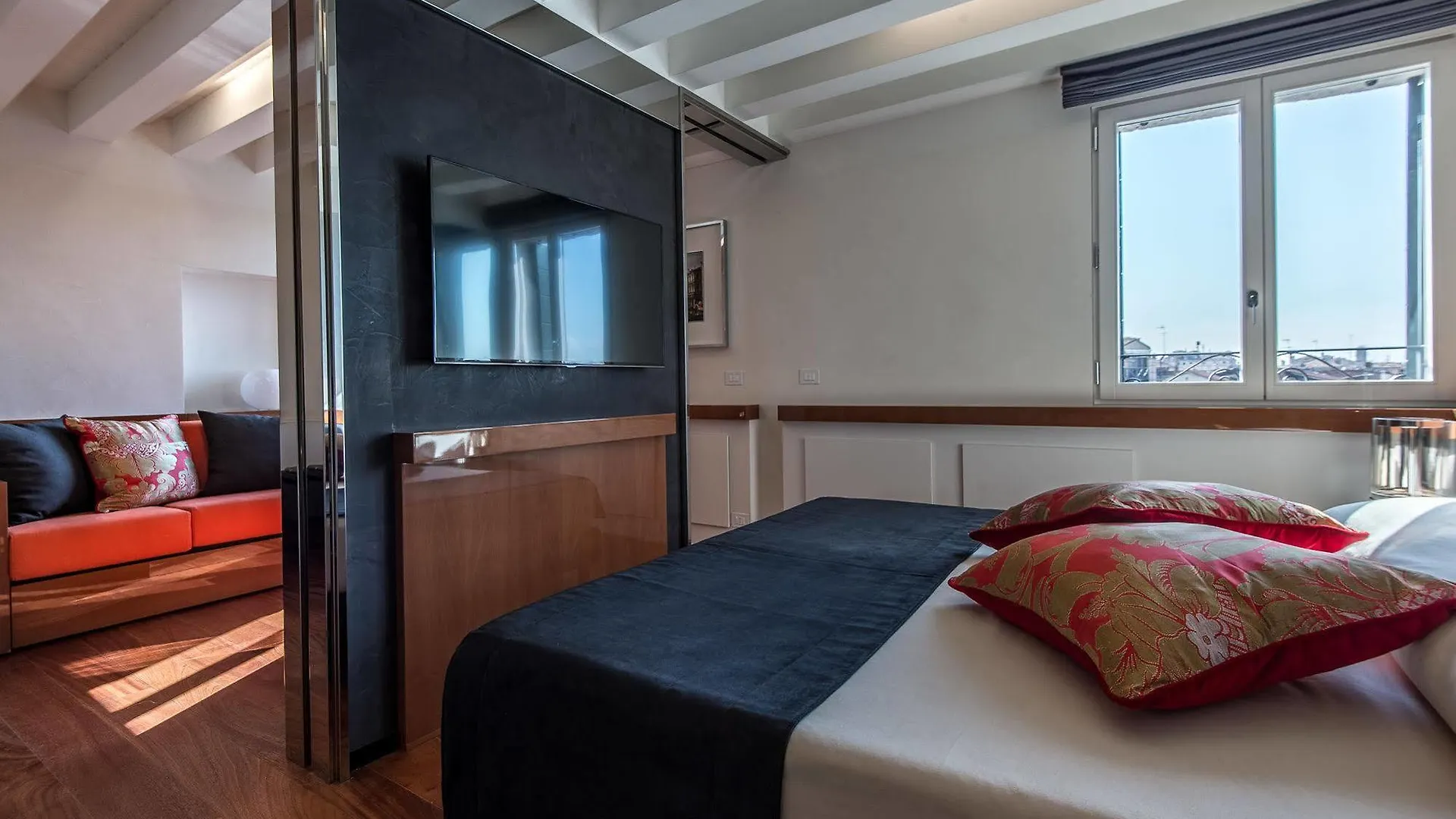 Hotel Rialto Венеция 4*,  Италия